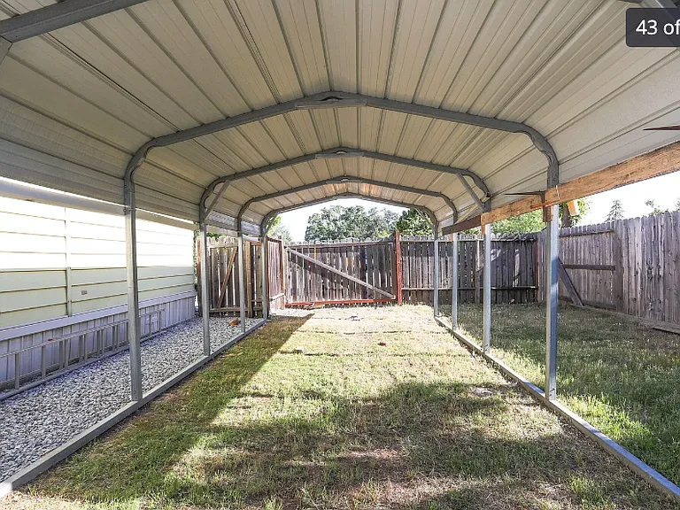 4358 White River Dr — Photo 15