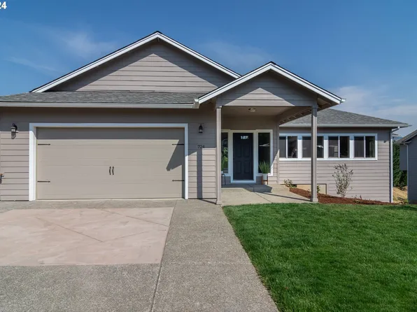 724 Divot Loop, Sutherlin, OR 97479