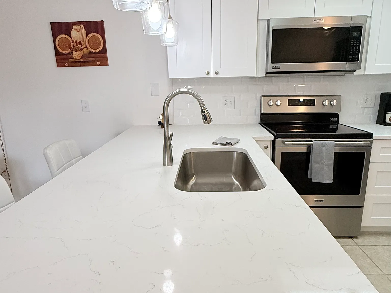 1515 Forrest Nelson Boulevard — Photo 3