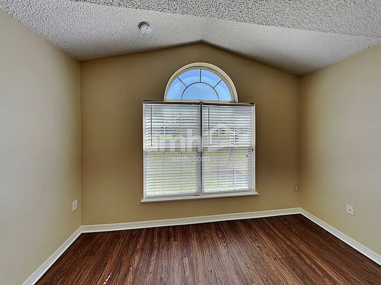 2948 Stonegate Ln — Photo 15