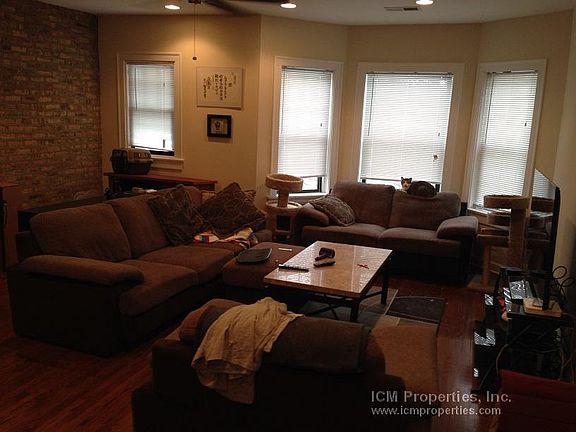 3rd image of 4653 N Wolcott Ave #2P