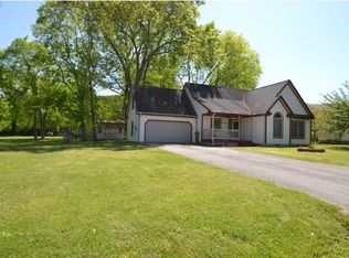 212 Georgia Ln, Jasper, TN 37347