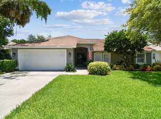 2325 Timbergrove Dr, Valrico, FL 33596