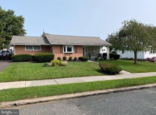 735 Rhoads Ave, Boyertown, PA 19512