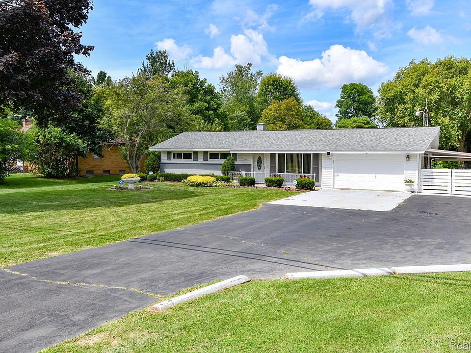 1st image of 6443 Richfield Rd