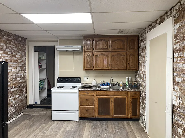 617 Main St #619 — Photo 8