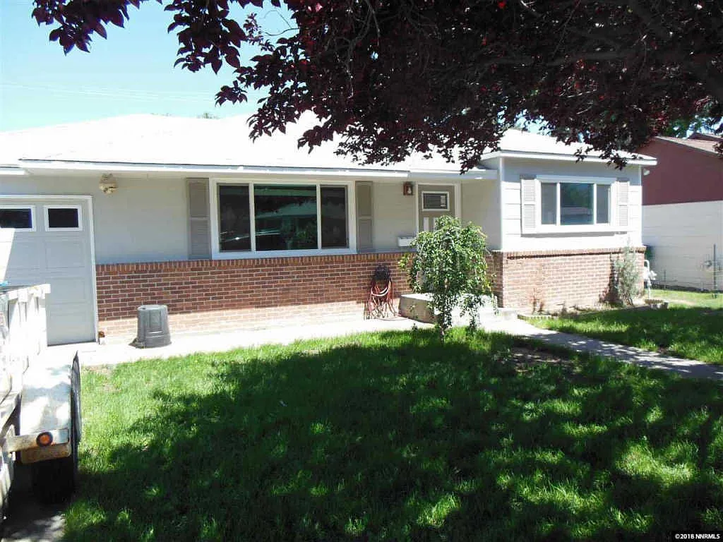 972 Yori Ave photo 1
