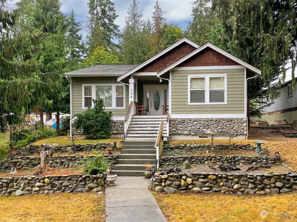 734 W 15th Street, Port Angeles, WA 98363