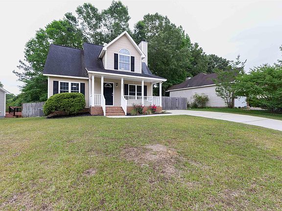 2nd image of 432 Caddis Creek Rd