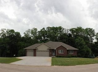 13066 Masters Dr, Morrison, IL 61270