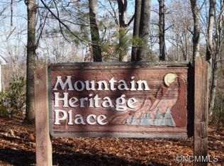 5 Mountain Heritage Pl, Candler, NC 28715