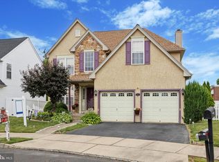 7924 Lawndale Ave, Philadelphia, PA 19111