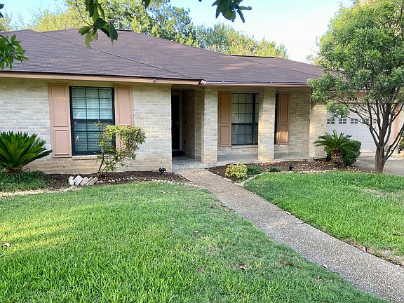 3rd image of 2939 Quail Oak St