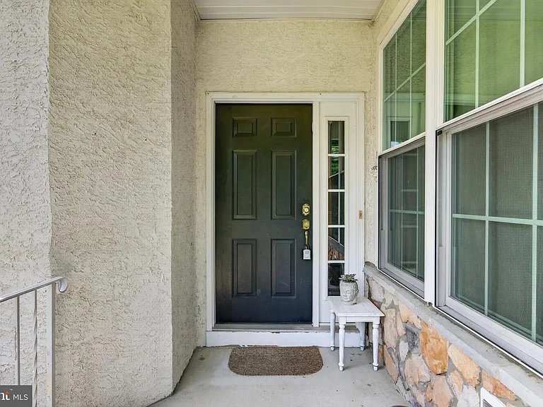 20 Carter Ln — Photo 33