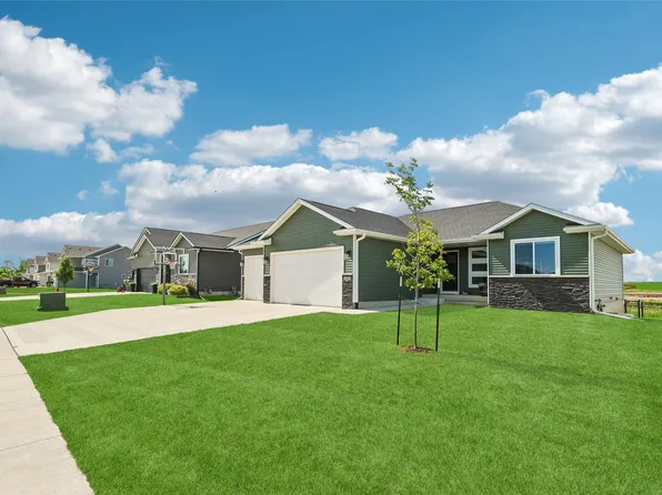 1602 Mulberry St, Granger, IA 50109