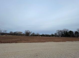 N1944 Morning Glory Ln, Greenville, WI 54942