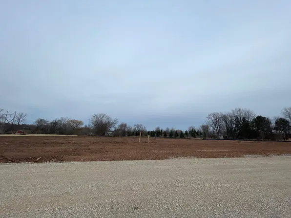 N1944 Morning Glory Ln, Greenville, WI 54942