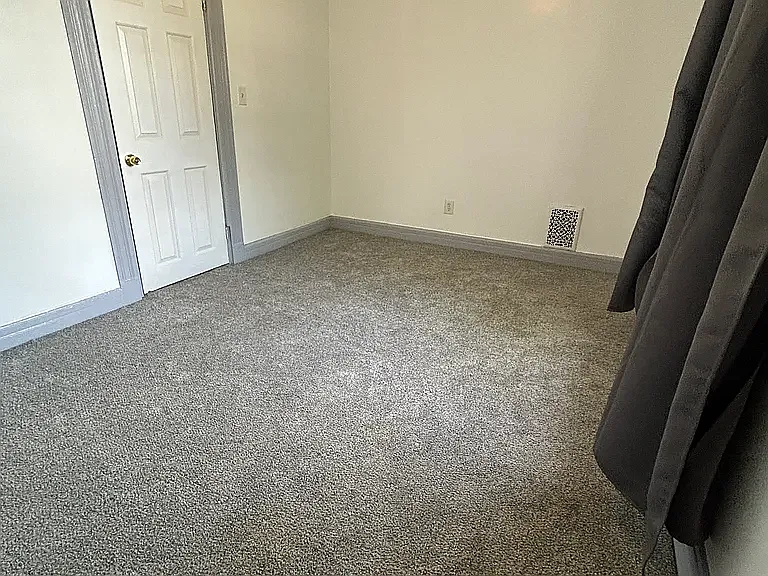 147 Emerson St #147 — Photo 17