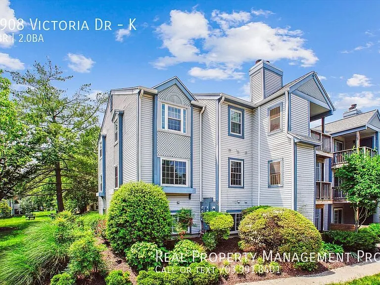 6908 Victoria Dr #K — Photo 1
