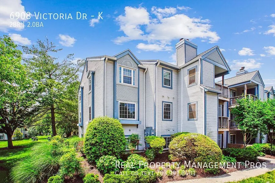 6908 Victoria Dr #K