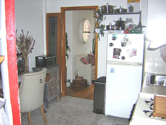 Rented by AWC Real Estate | media 9