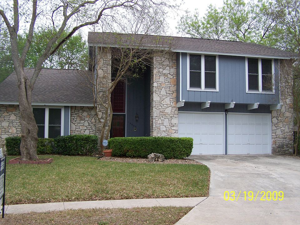 1st image of 16605 Hunting Valley St