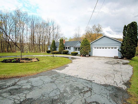 Half circle driveway