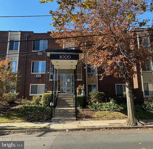 3000 7th St NE APT 103 photo 1
