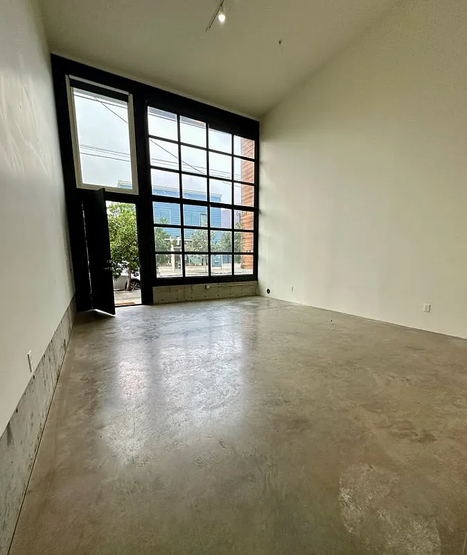 1 bed, 1060 sqft, $2,550 — Photo 1