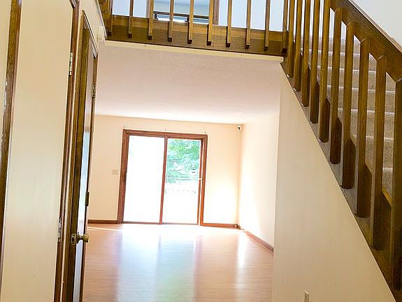 4th image of 4 Foncine Ln #3
