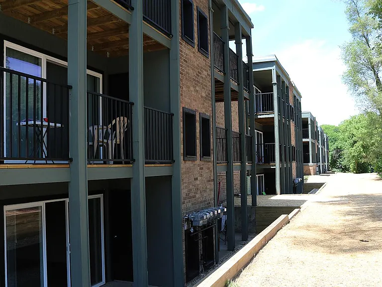 The Uptowne Apartments — Photo 6
