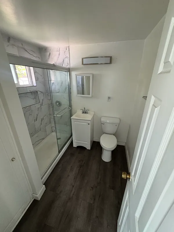2 bed, 1.0 bath, $2,800 — Photo 4