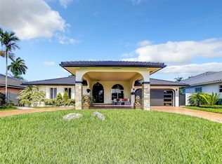 1502 SW 142nd Ave, Miami, FL 33184