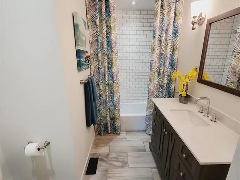 565 Lakeland Dr — Photo 12