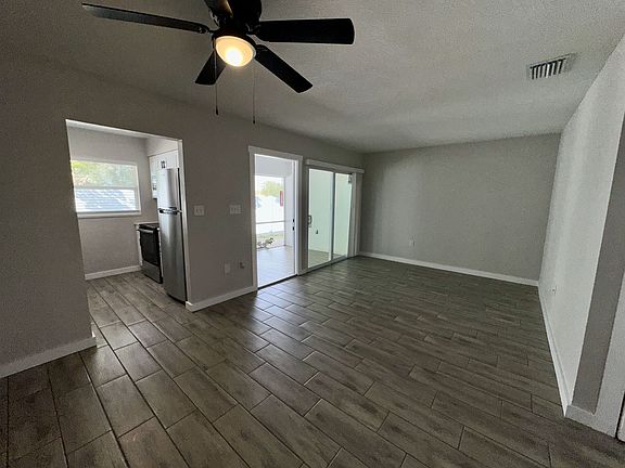 5th image of 1465 Laura St Unit 3