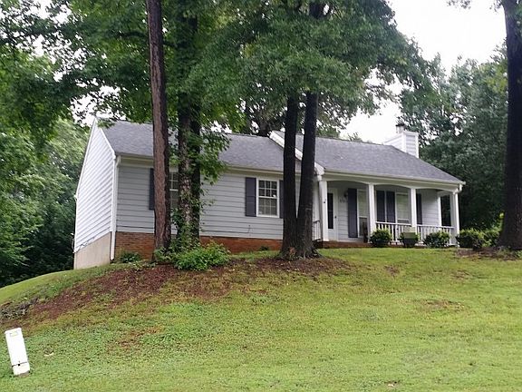 2nd image of 3906 Aster Dr