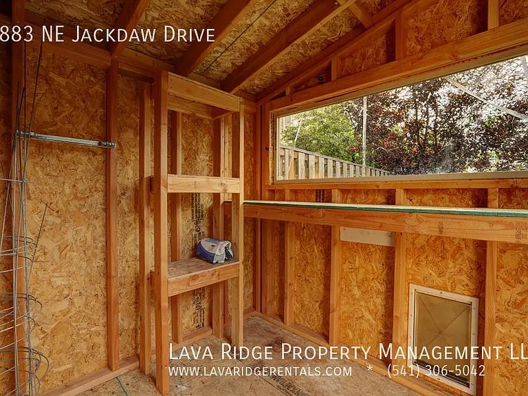 2883 NE Jackdaw Dr — Photo 23