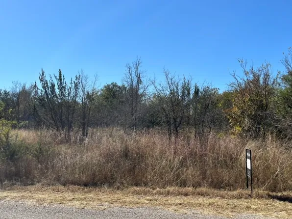 5614 Black Pine Cir, Granbury, TX 76048