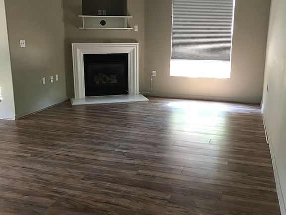 LIVING ROOM WITH FIREPLACE