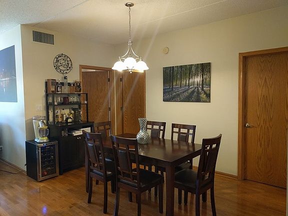 3rd image of 7400 W Lawrence Ave Unit 332