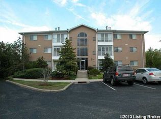 8509 Atrium Dr, Louisville, KY 40220