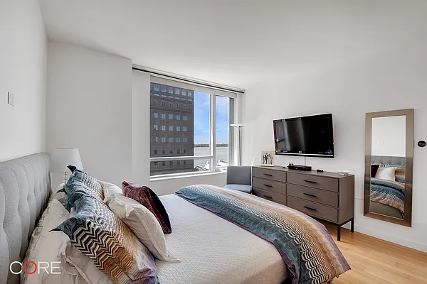 Rented by CORE | media 29