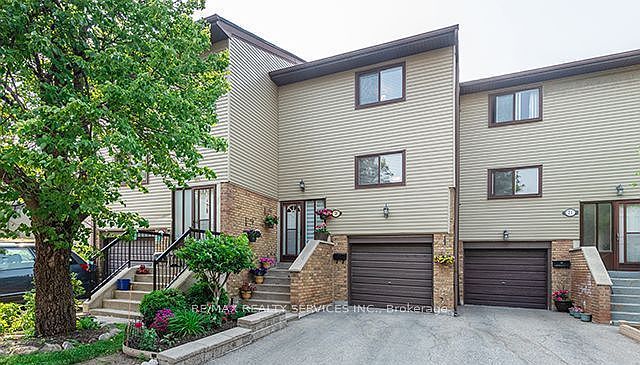1st image of 20 Carleton Pl #20