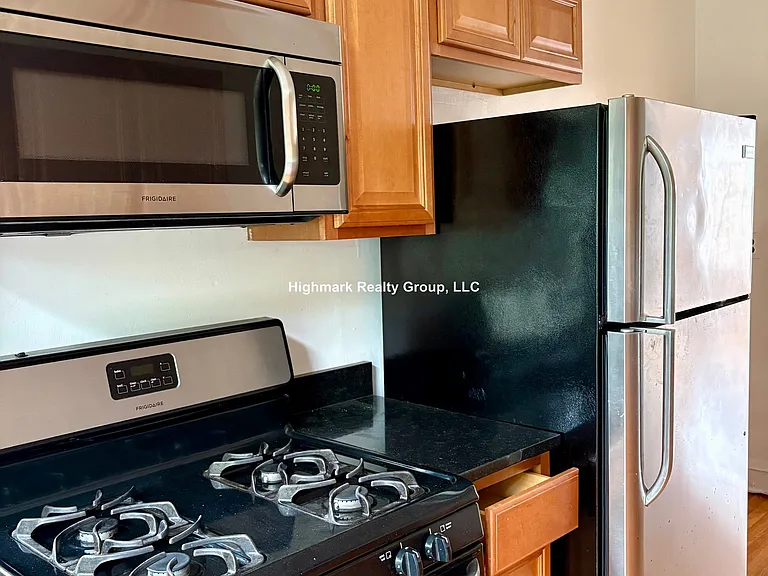 911 Elmwood Ave #3NE — Photo 1