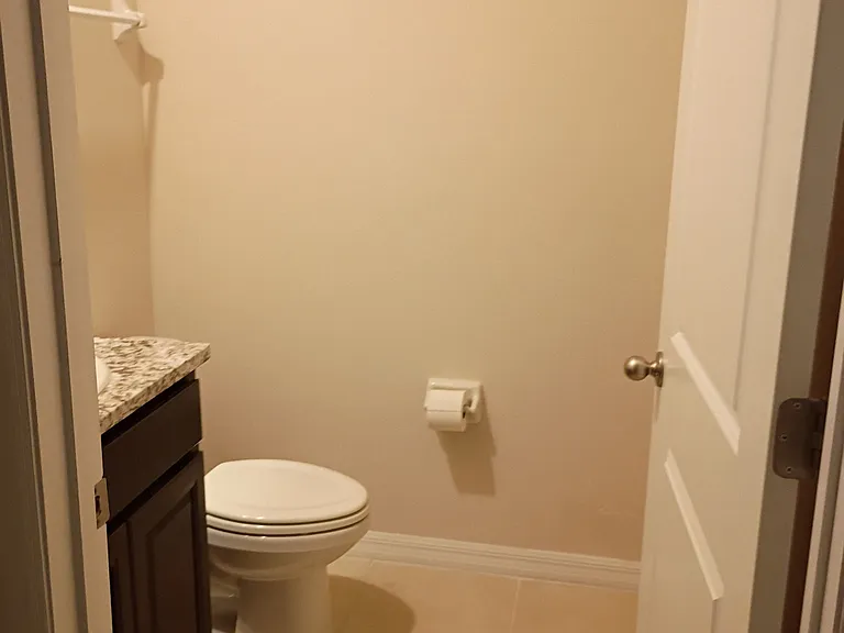 8142 SW 59th Ave — Photo 15