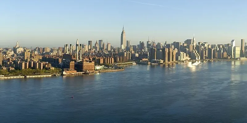 Rented by Camhi NYC Realty Inc | media 21