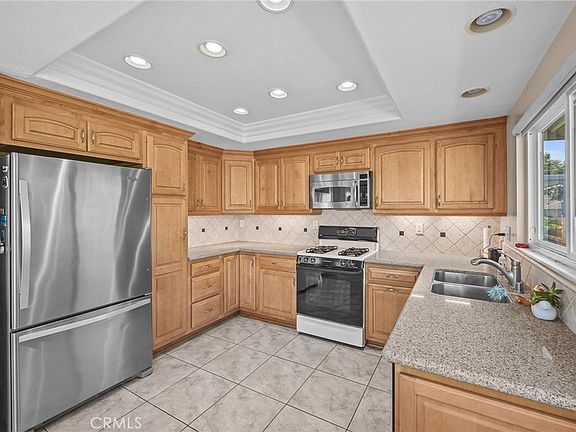 3rd image of 3333 Paseo Halcon