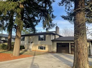 906 SE 207th Ave, Gresham, OR 97030