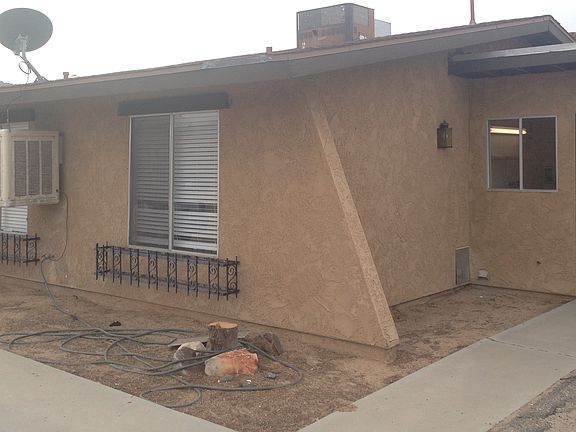 4th image of 73603 Sun Valley Dr