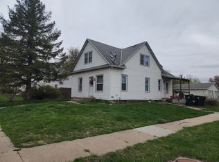 1601 W 29th St, Sioux City, IA 51103